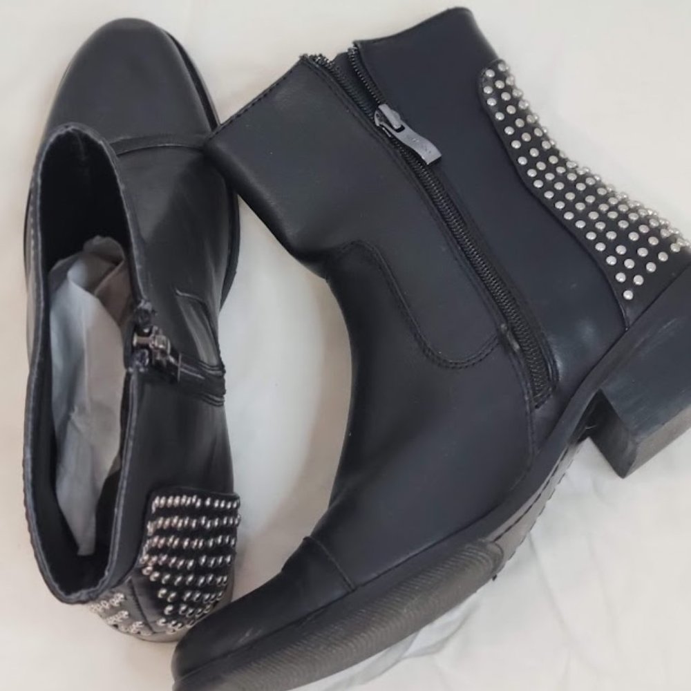 RW & Co Boots Black size 6.5